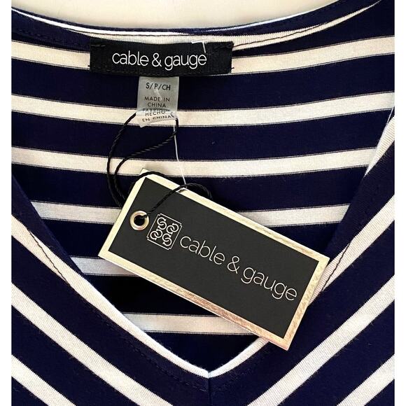 NWT ~ CABLE & GAUGE Black & White Herringbone Flutter Sleeve Top WHBM ~ SMALL - Picture 3 of 3